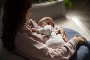 🤱 Emzirme Uykuya Engel Mi, Destek Mi